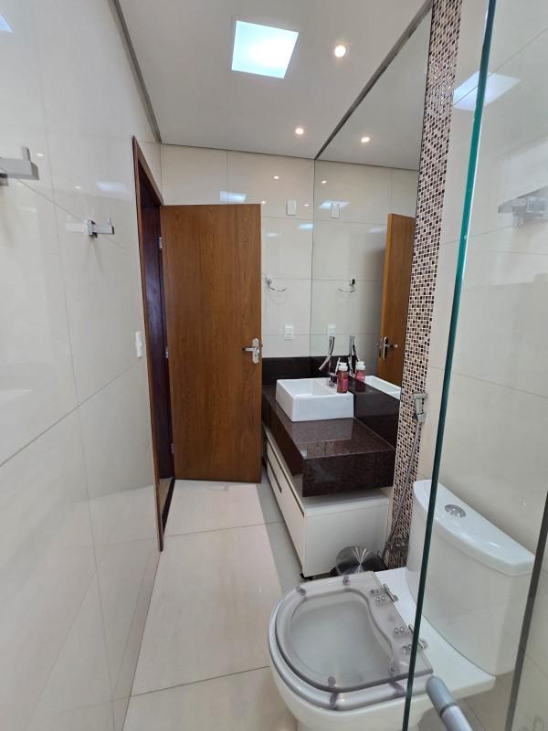 Casa, Serrano, 3 Quartos, 4 Vagas, 1 Suíte