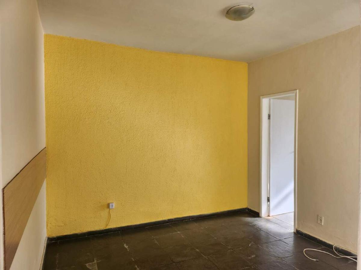 Casa, Santa Cruz, 2 Quartos, 1 Vaga