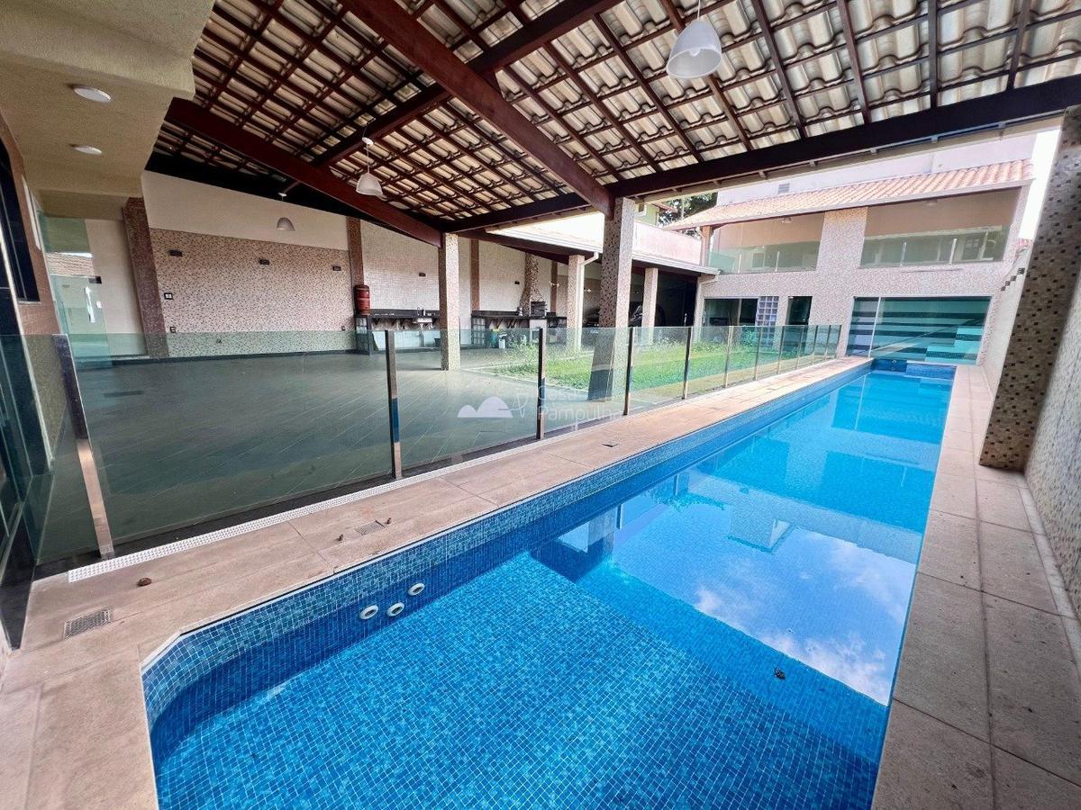 Casa, Trevo, 4 Quartos, 5 Vagas, 2 Suítes