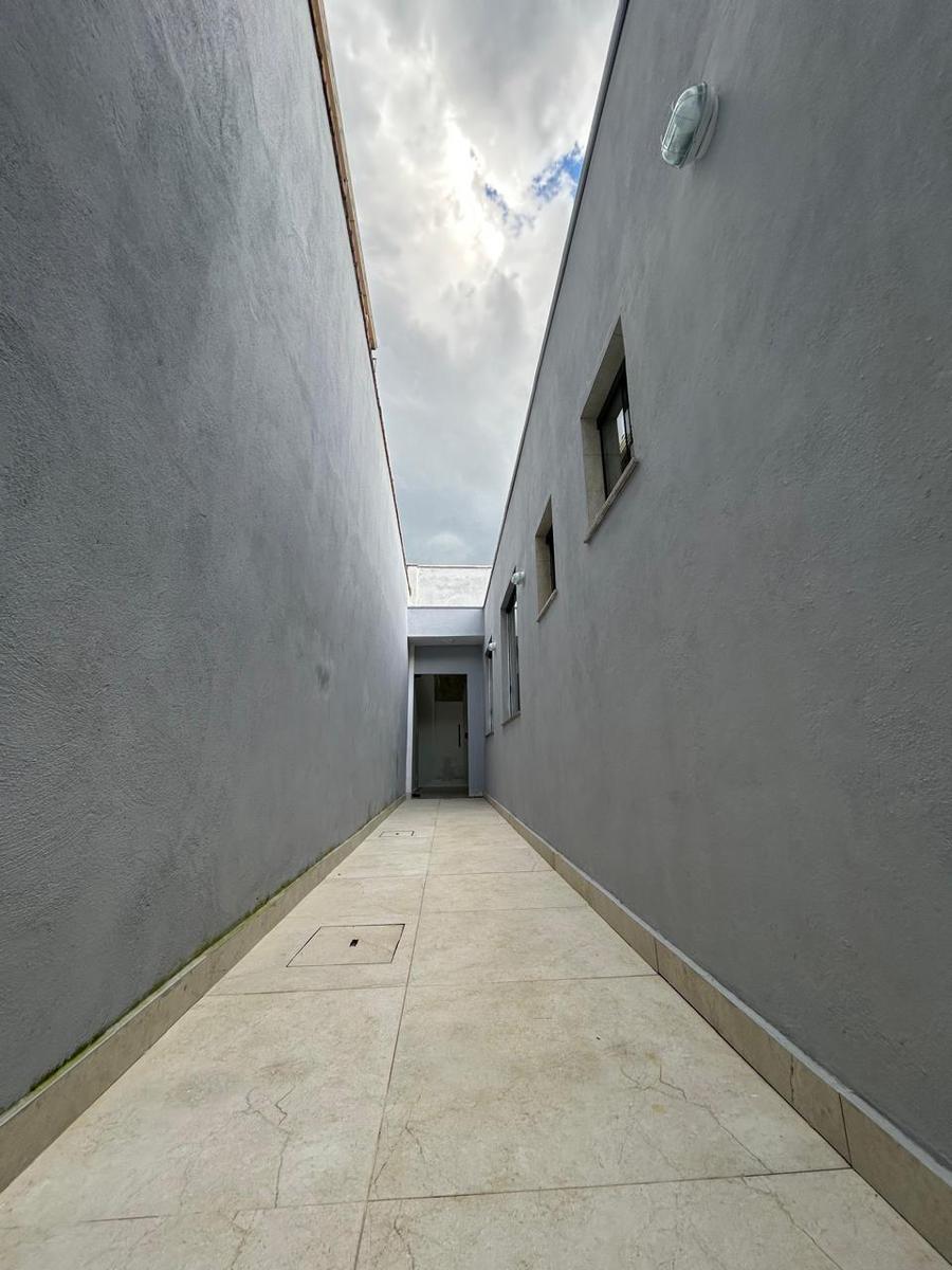 Casa, Nova Vista, 3 Quartos, 4 Vagas, 1 Suíte