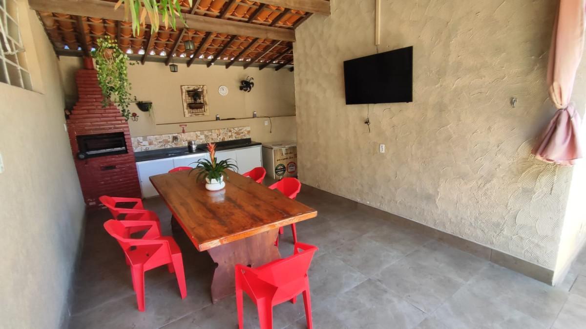Casa, Jardim Pérola, 3 Quartos, 4 Vagas, 1 Suíte