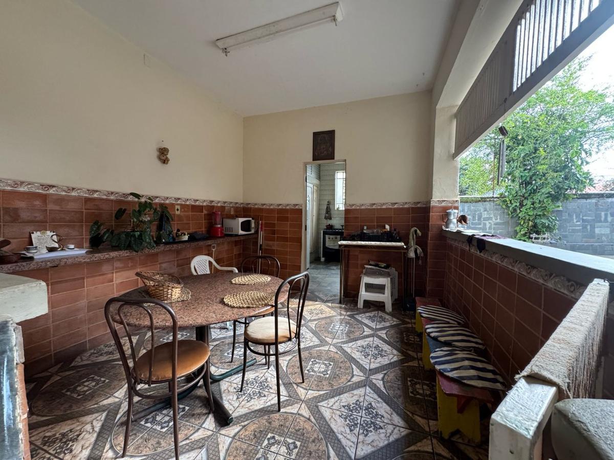 Casa, Colégio Batista, 4 Quartos, 2 Vagas