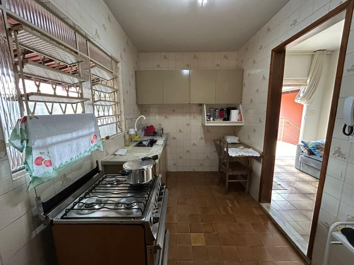 Casa, Floramar, 4 Quartos, 5 Vagas, 2 Suítes