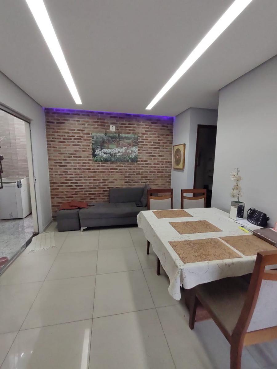 Casa, Vila das Flores, 4 Quartos, 2 Vagas, 1 Suíte