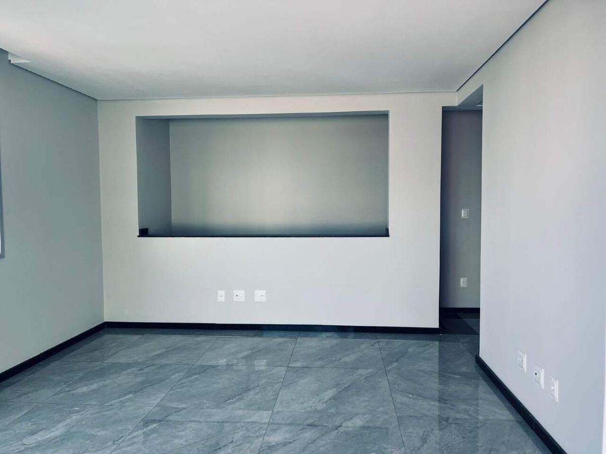 Cobertura, Santa Cruz, 4 Quartos, 2 Vagas, 2 Suítes