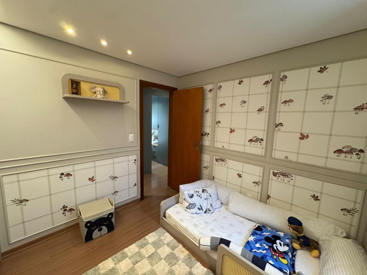 Apartamento, Colégio Batista, 4 Quartos, 2 Vagas, 1 Suíte