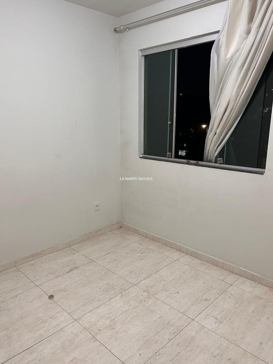 Casa, Palmeiras, 2 Quartos, 2 Vagas, 1 Suíte