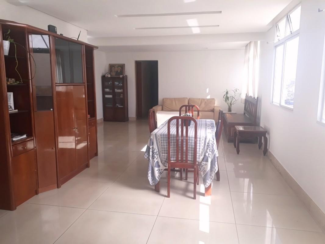 Cobertura, Barro Preto, 4 Quartos, 0 Vaga, 1 Suíte