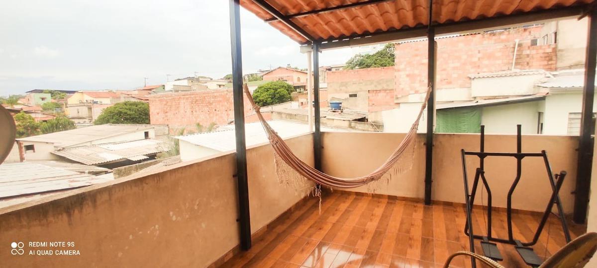 Casa, Santa Terezinha, 6 Quartos, 3 Vagas, 1 Suíte