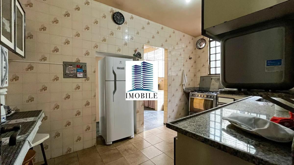 Casa, Luxemburgo, 4 Quartos, 4 Vagas, 2 Suítes