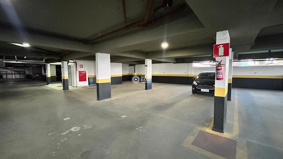 Apartamento, Sagrada Família, 3 Quartos, 2 Vagas, 1 Suíte