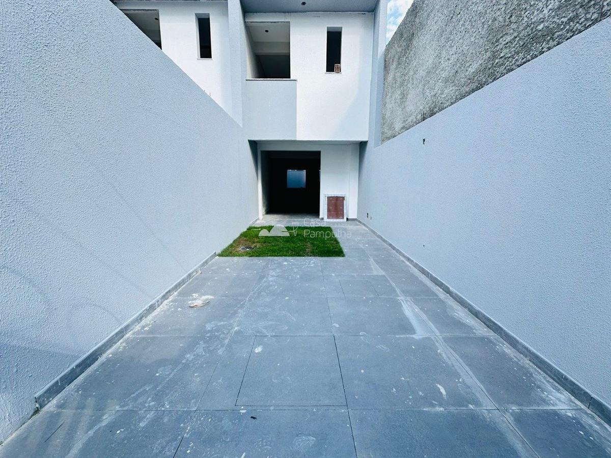 Casa, Planalto, 2 Quartos, 1 Vaga, 1 Suíte