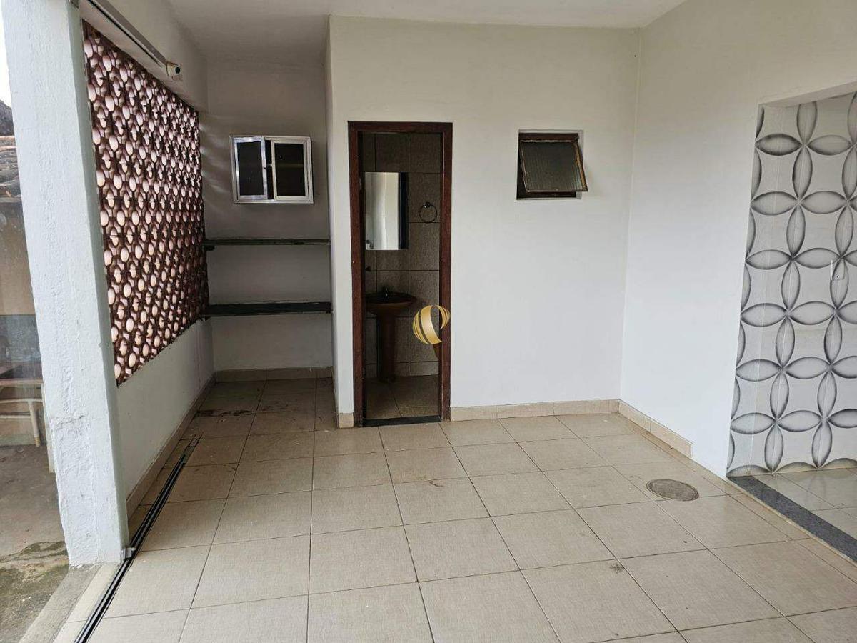 Casa, Esperança, 4 Quartos, 2 Vagas, 1 Suíte