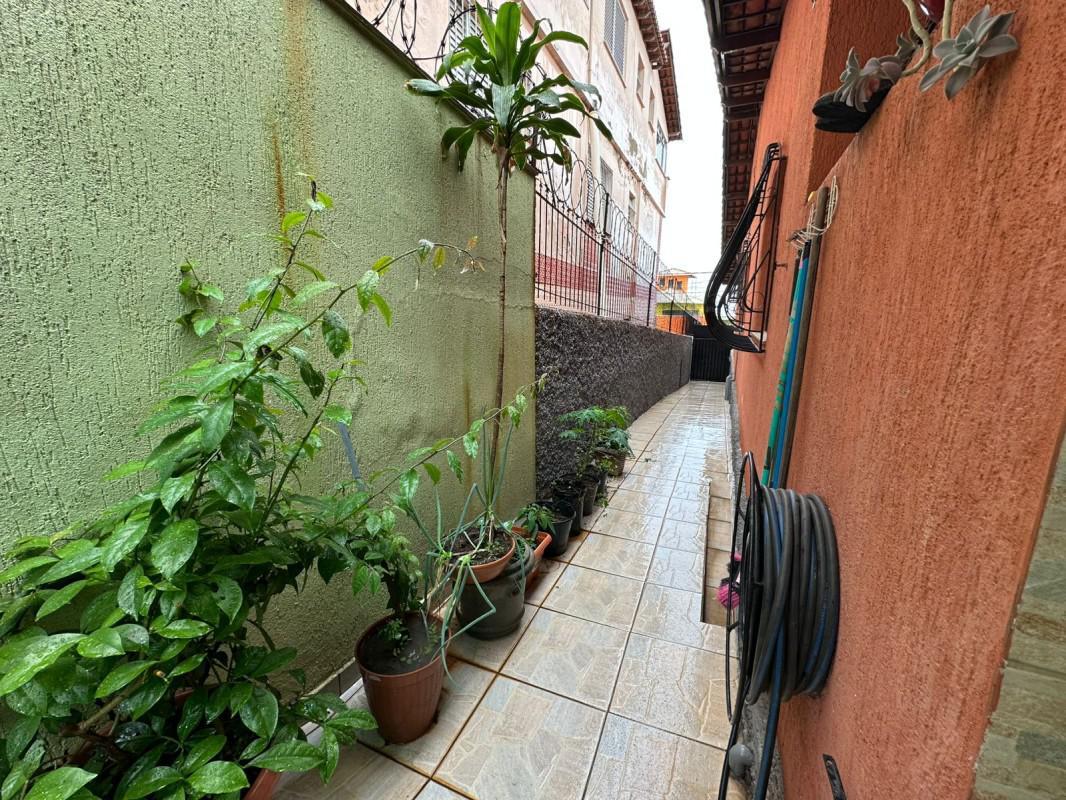 Casa, Parque Recreio, 3 Quartos, 2 Vagas, 1 Suíte