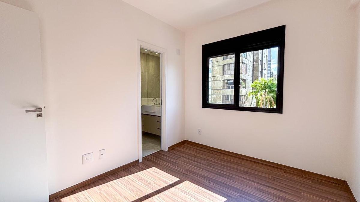 Apartamento, Cruzeiro, 3 Quartos, 2 Vagas, 2 Suítes