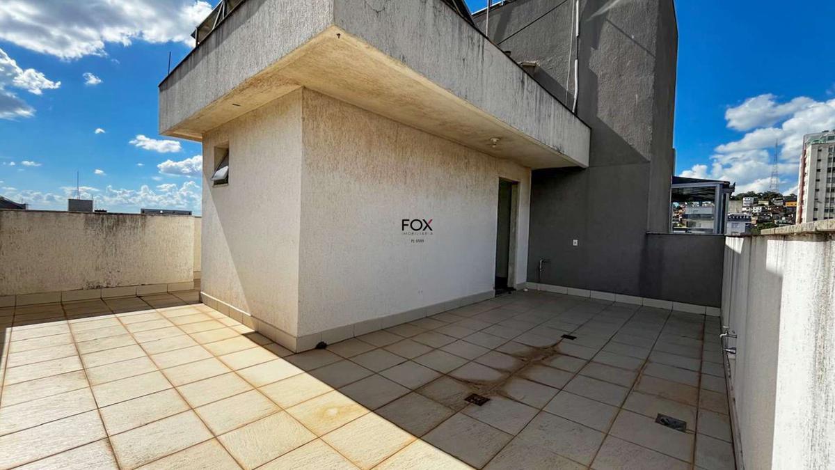 Cobertura, Serra, 2 Quartos, 3 Vagas, 1 Suíte