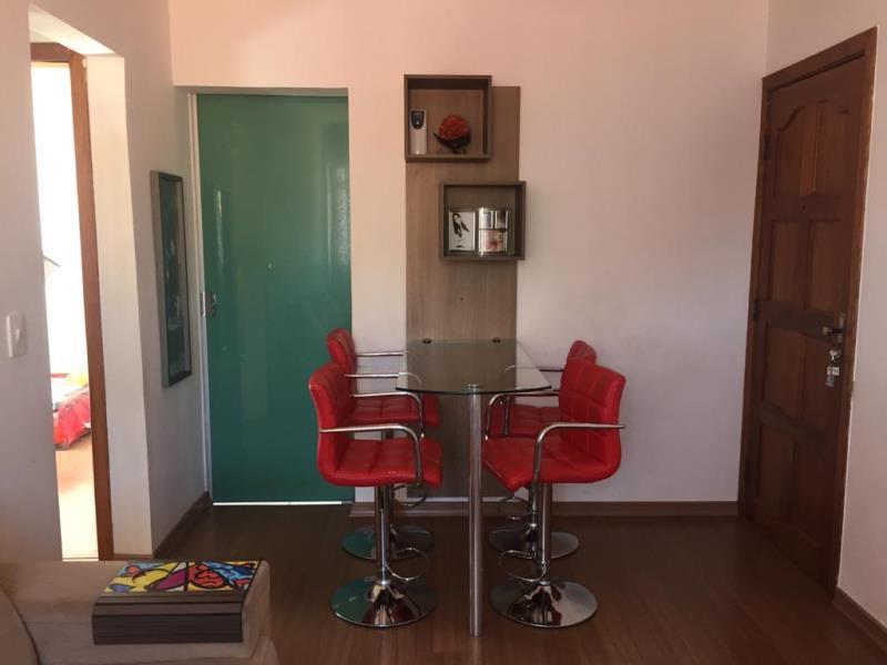 Cobertura, Ressaca, 2 Quartos, 1 Vaga