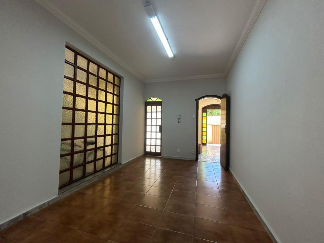 Casa, Padre Eustáquio, 3 Quartos, 2 Vagas, 1 Suíte