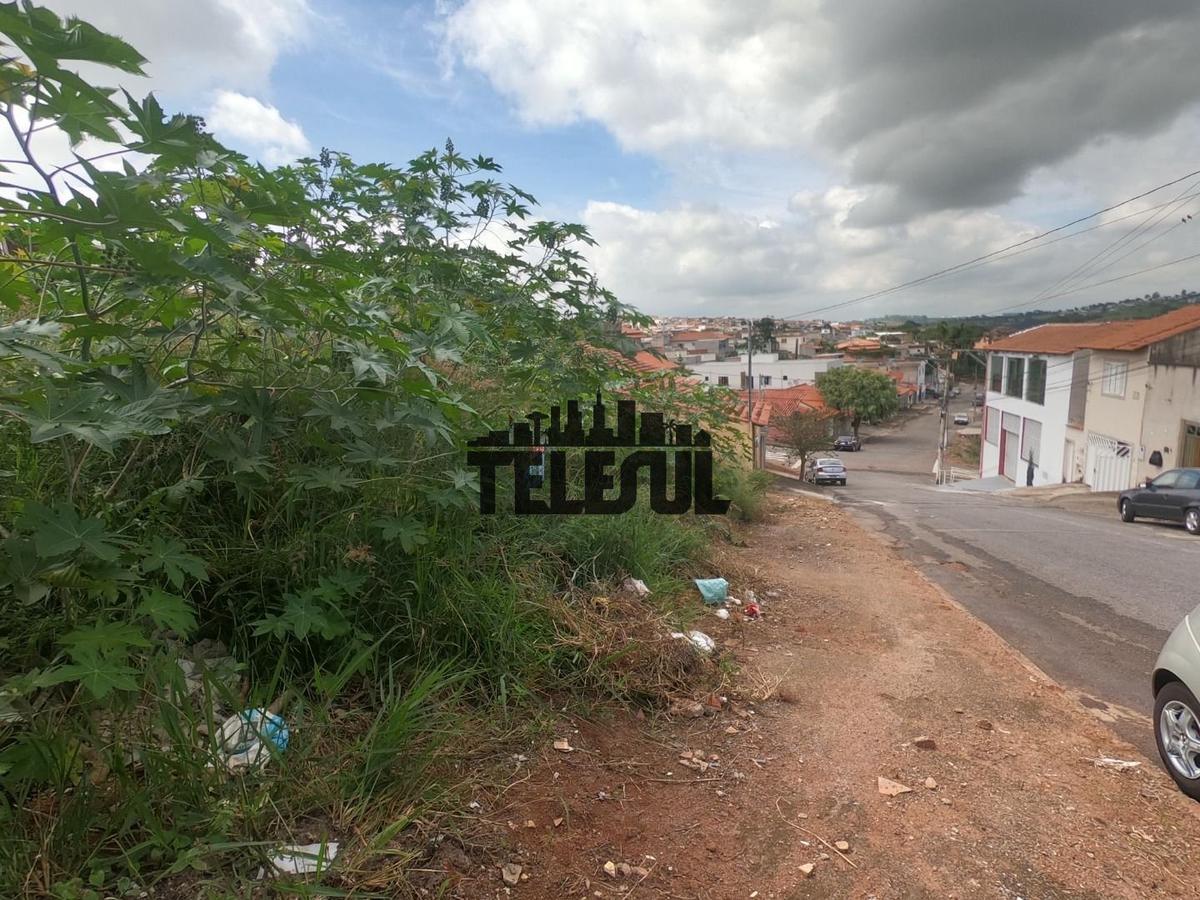 Lote, Parque Nossa Senhora das Graças, 0 Quarto, 0 Vaga