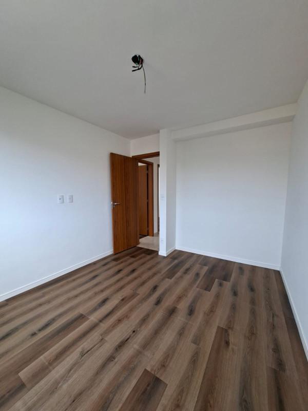 Apartamento, Santa Cruz (barreiro), 3 Quartos, 1 Vaga, 1 Suíte