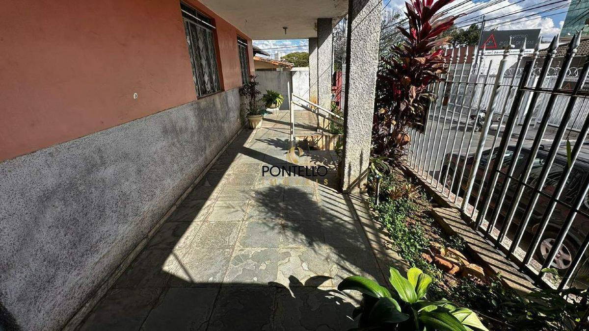 Casa, Centro, 3 Quartos, 0 Vaga