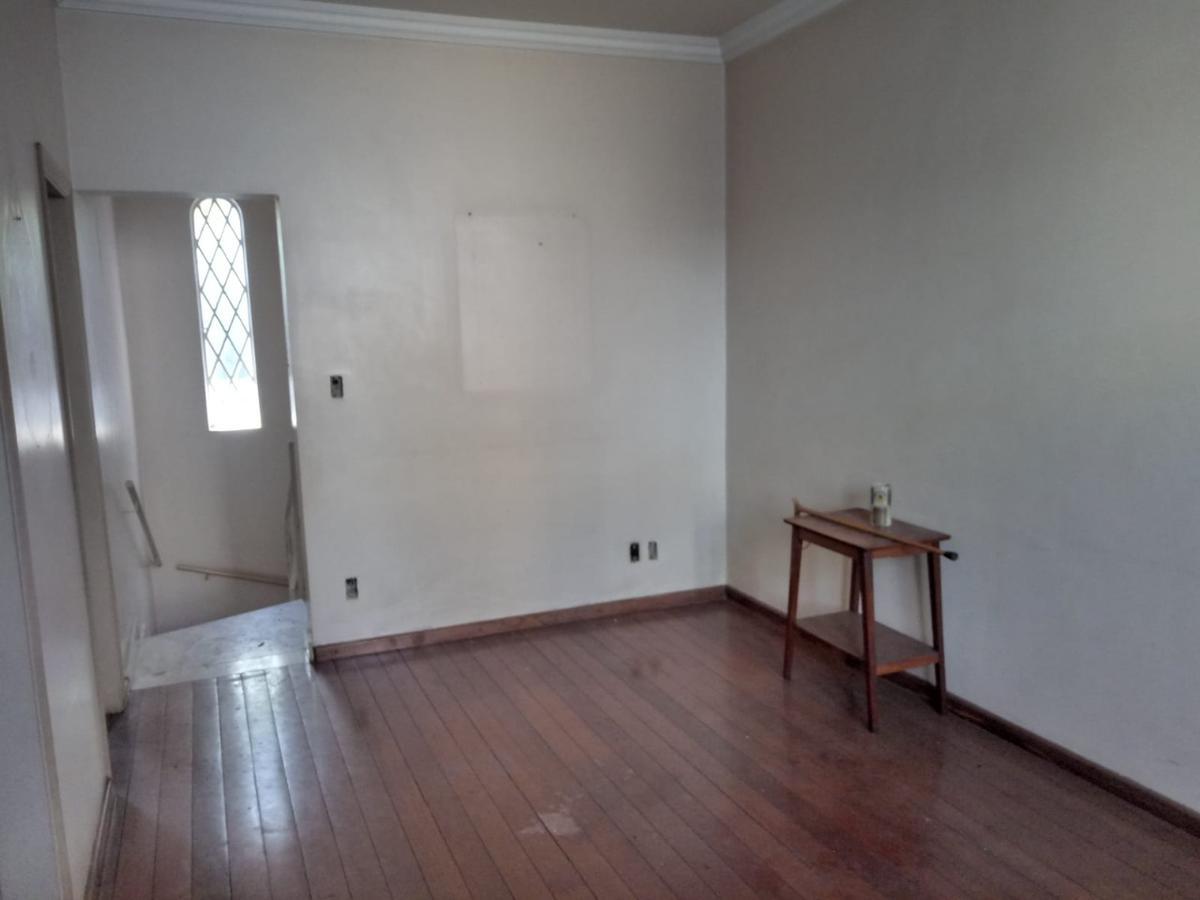 Casa, Cachoeirinha, 3 Quartos, 2 Vagas, 1 Suíte