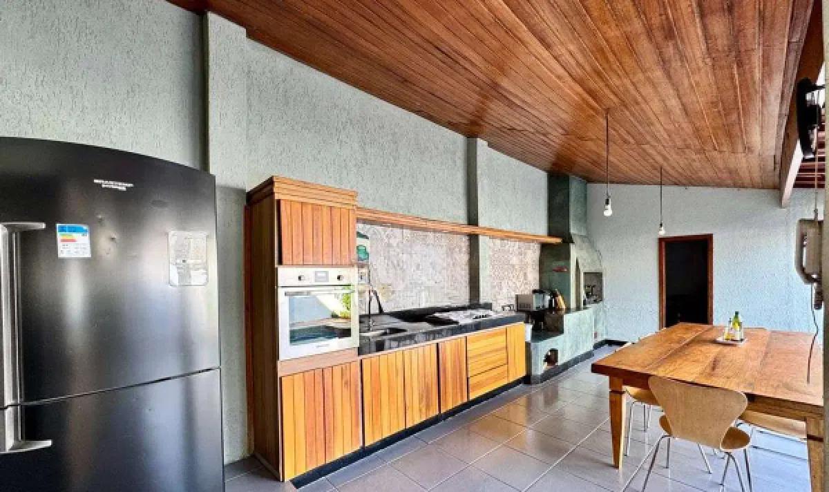 Casa, Santa Mônica, 3 Quartos, 3 Vagas, 1 Suíte