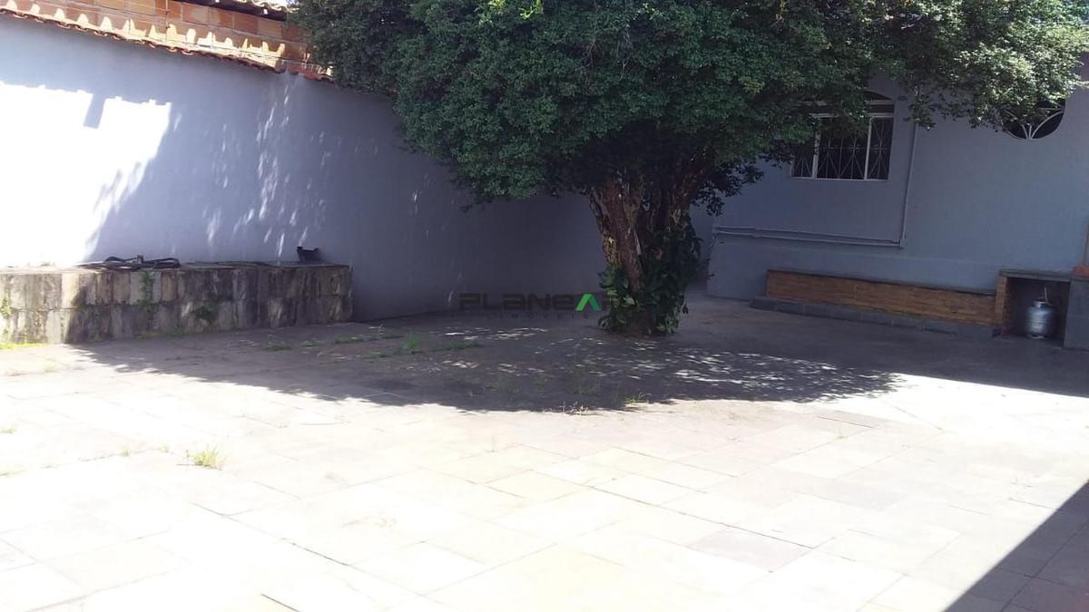 Casa, Lindéia, 4 Quartos, 3 Vagas, 2 Suítes