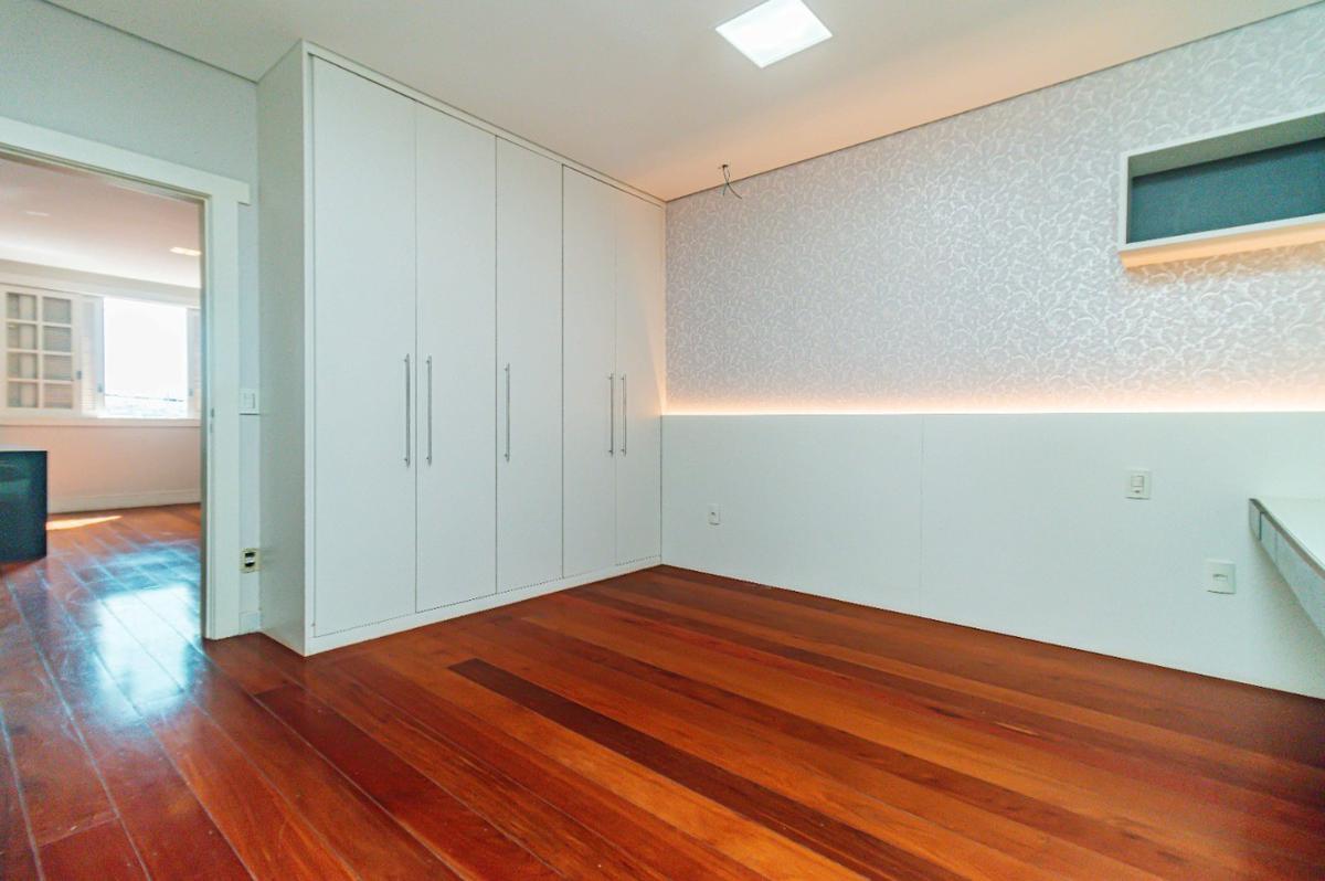 Casa, Dona Clara, 5 Quartos, 4 Vagas, 2 Suítes