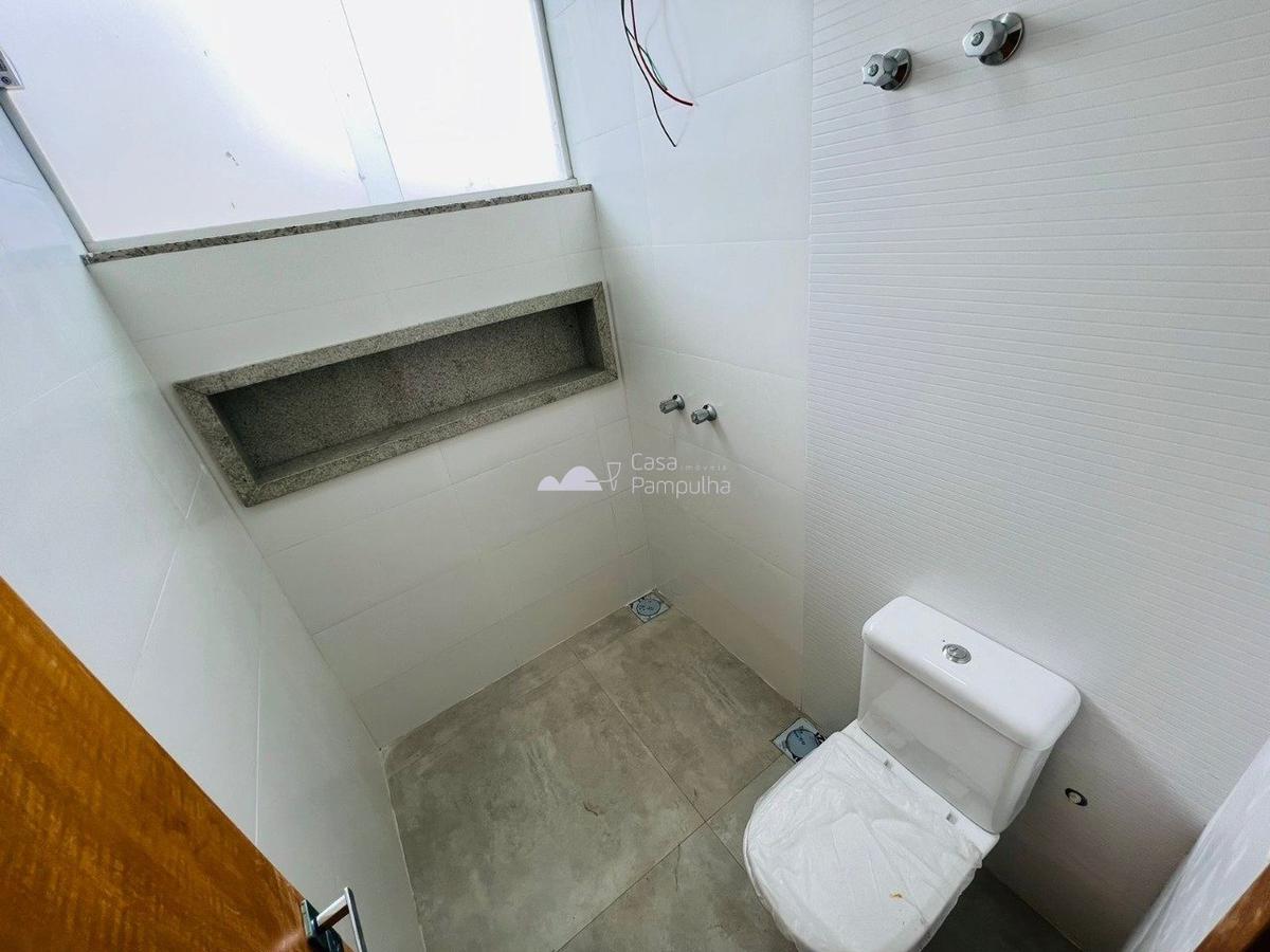 Casa, Názia II, 3 Quartos, 4 Vagas, 1 Suíte