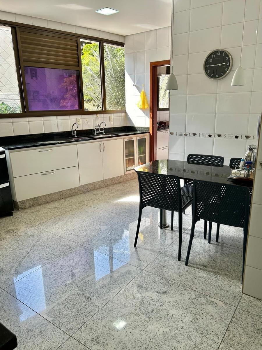 Apartamento, Santa Lúcia, 4 Quartos, 3 Vagas, 2 Suítes