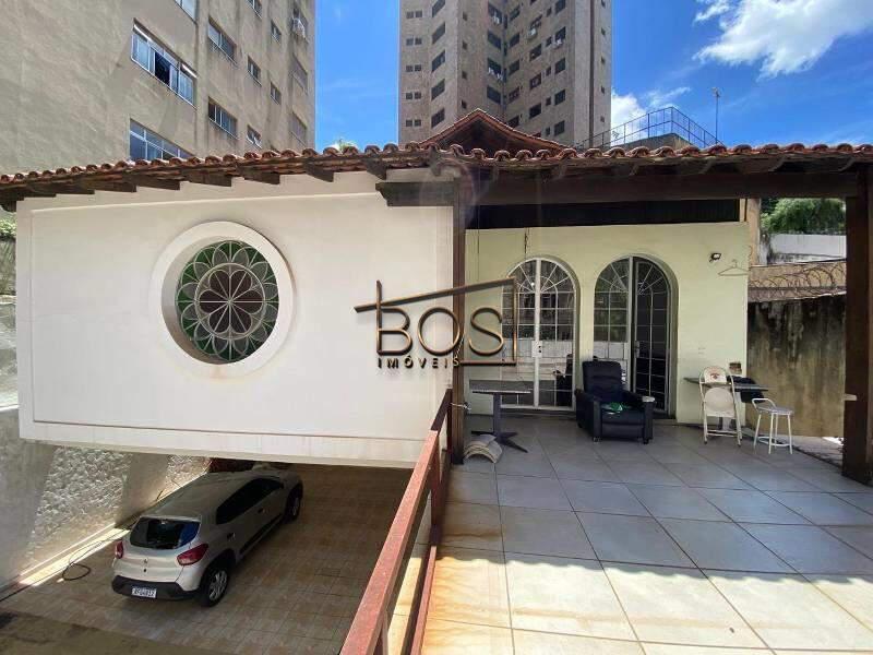 Casa, Sion, 4 Quartos, 6 Vagas, 1 Suíte