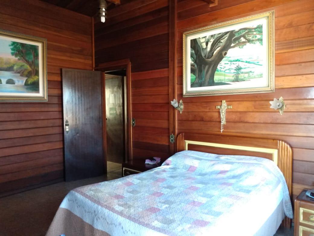 Casa, Álvaro Camargos, 4 Quartos, 4 Vagas, 1 Suíte