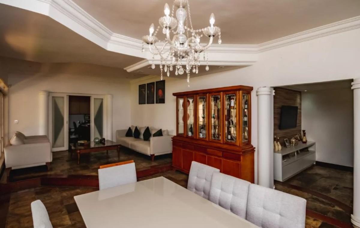 Casa, Bandeirantes (pampulha), 3 Quartos, 0 Vaga, 3 Suítes