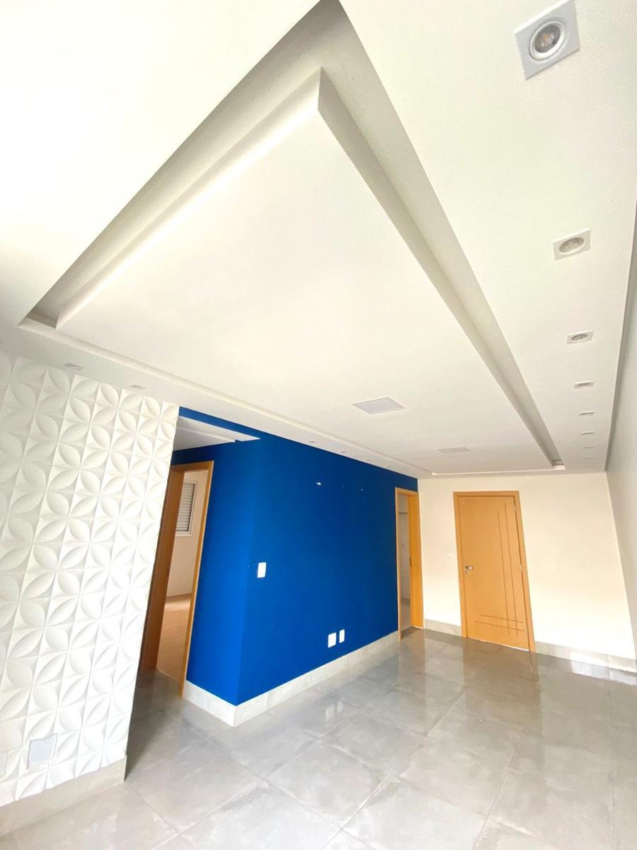 Apartamento, Sagrada Família, 3 Quartos, 2 Vagas, 1 Suíte