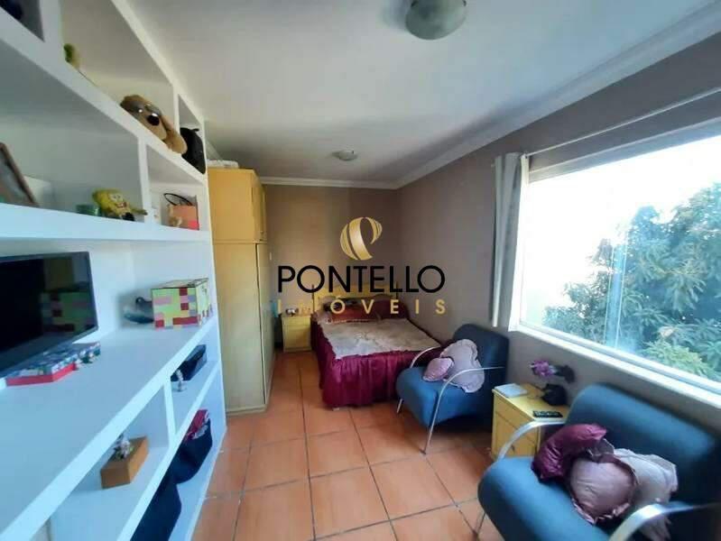 Casa, Planalto, 6 Quartos, 2 Vagas, 1 Suíte