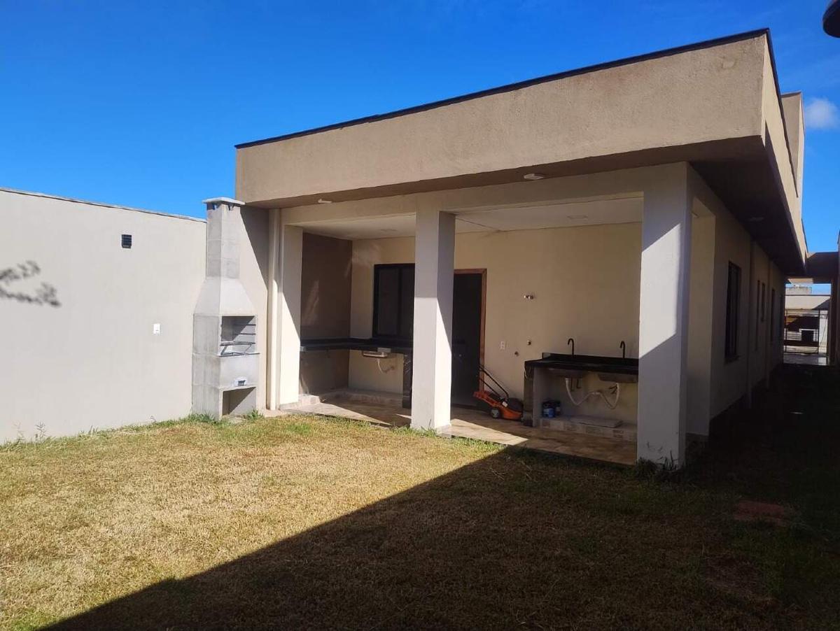 Casa, Vila dos Ipês, 3 Quartos, 3 Vagas, 1 Suíte