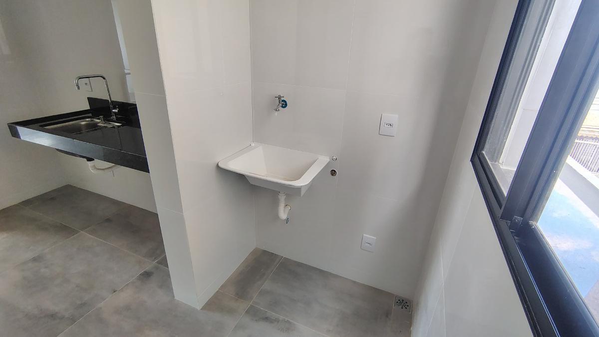 Apartamento, Sagrada Família, 3 Quartos, 2 Vagas, 1 Suíte