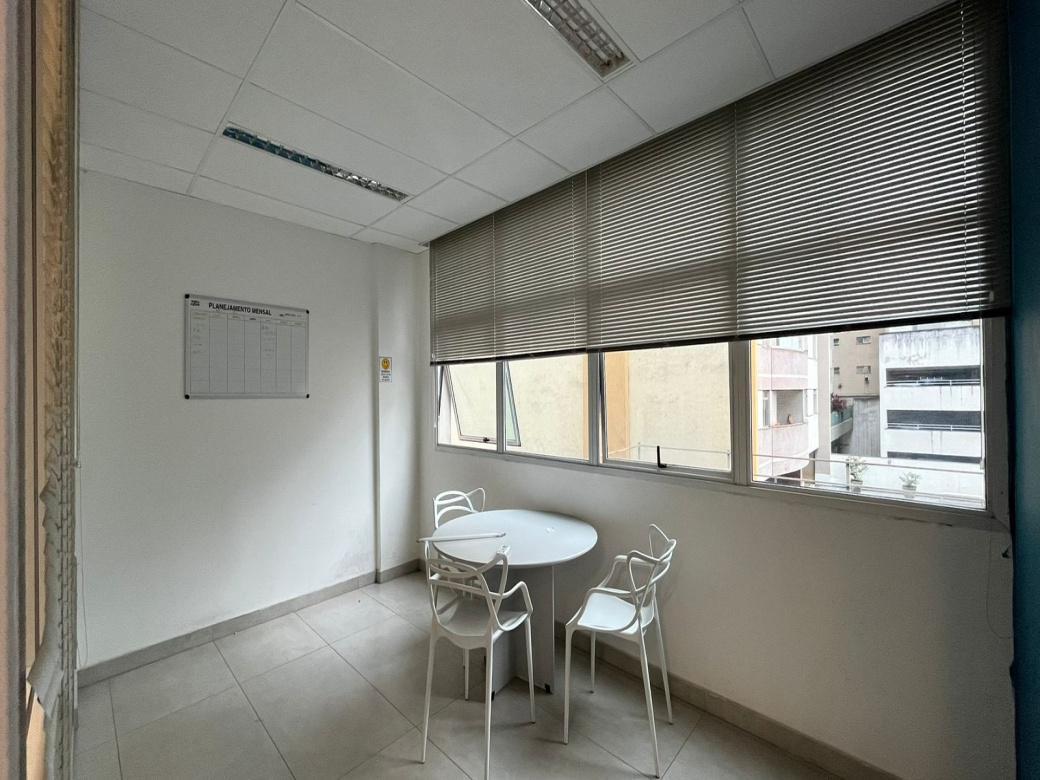 Sala, Lourdes, 0 Quarto, 1 Vaga