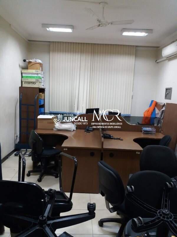 Conjunto de Salas, Centro