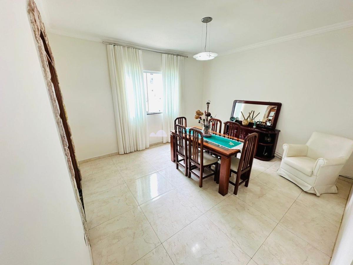 Casa, Rio Branco, 4 Quartos, 4 Vagas, 1 Suíte