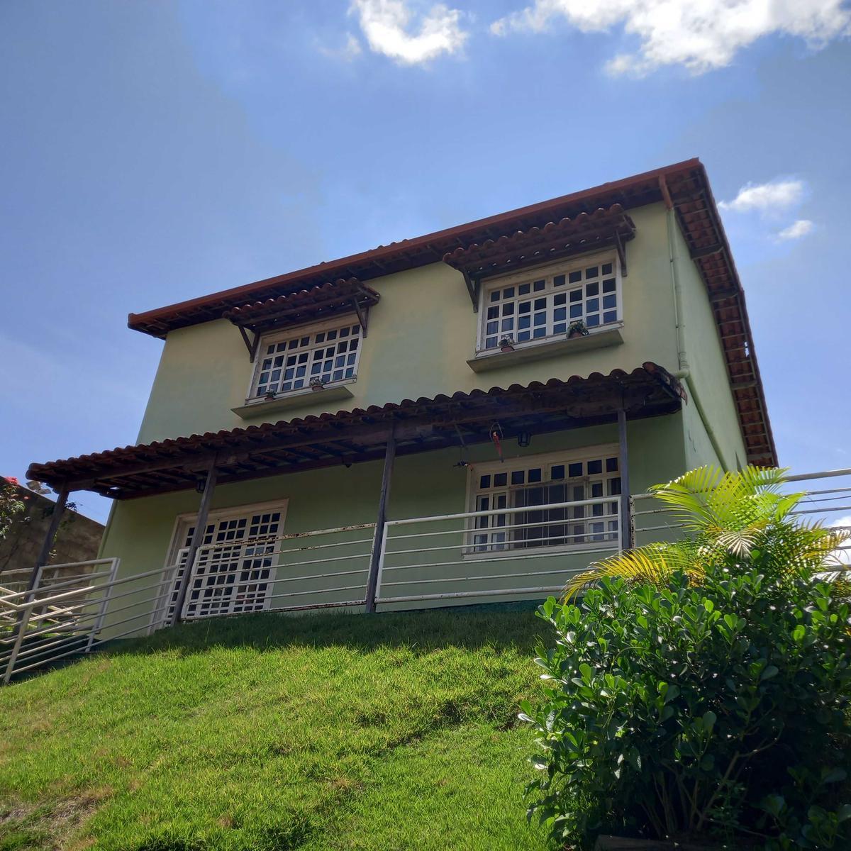 Casa, Santa Terezinha, 3 Quartos, 2 Vagas, 1 Suíte