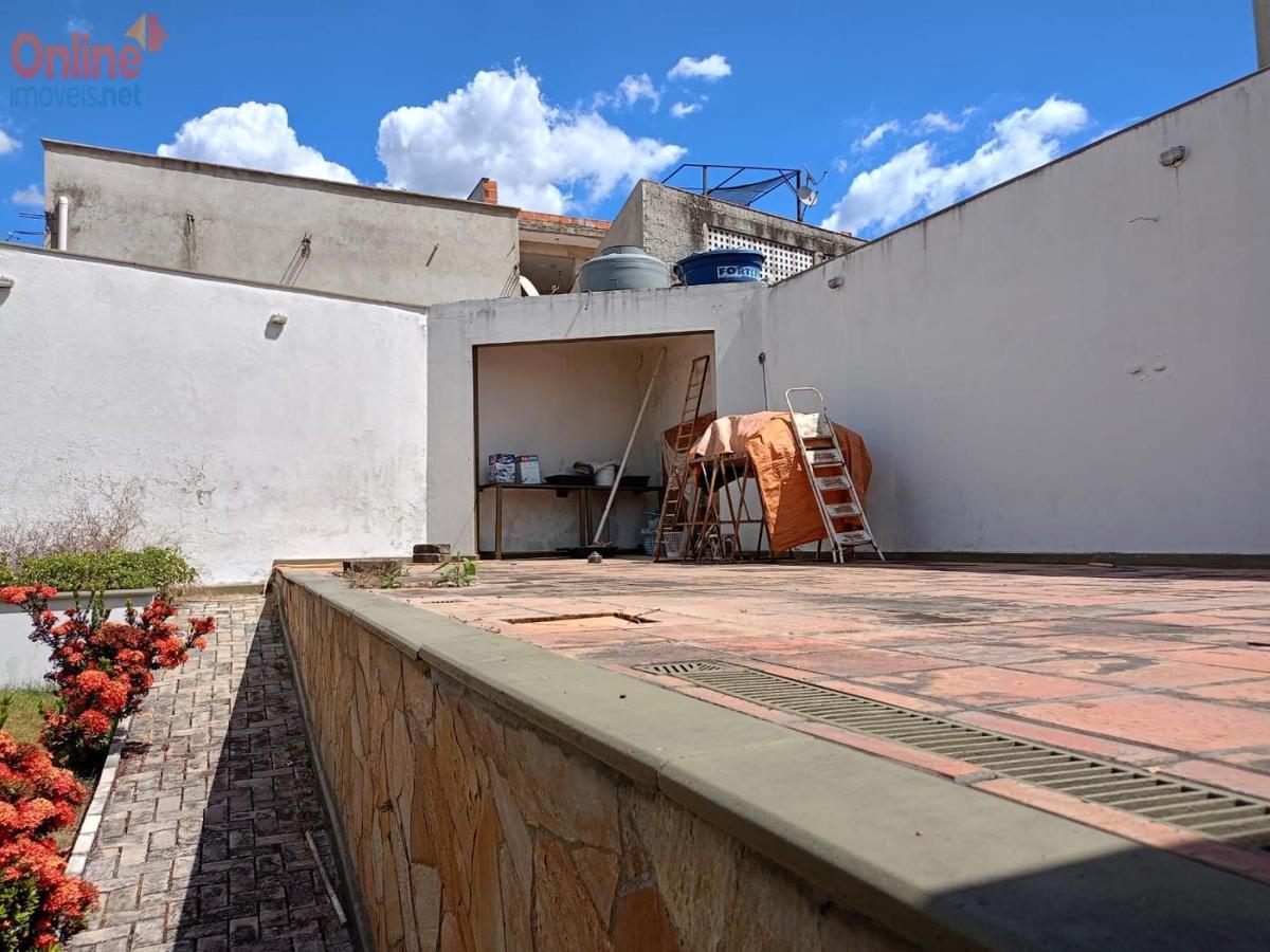 Casa, Dom Pedro I, 1 Quarto, 0 Vaga, 0 Suíte