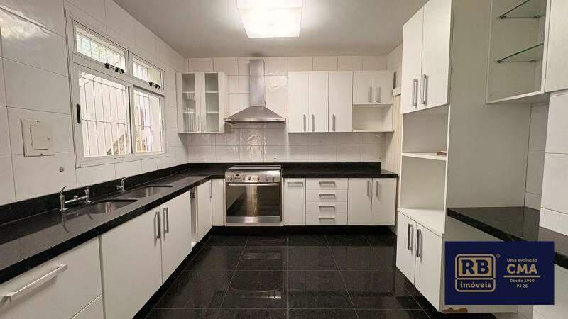 Casa, Vila Paris, 4 Quartos, 4 Vagas, 2 Suítes