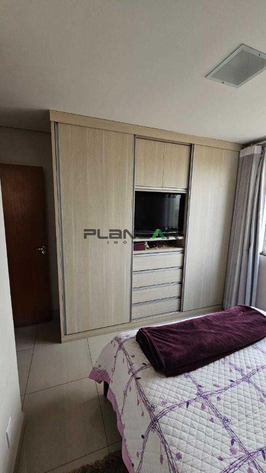 Cobertura, Jardim Riacho das Pedras, 4 Quartos, 2 Vagas, 1 Suíte