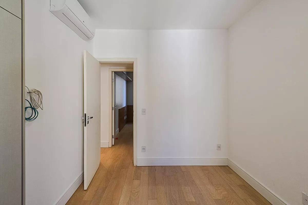 Apartamento, Savassi, 4 Quartos, 2 Vagas, 1 Suíte
