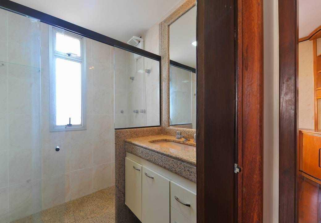 Apartamento, Cruzeiro, 4 Quartos, 3 Vagas, 1 Suíte