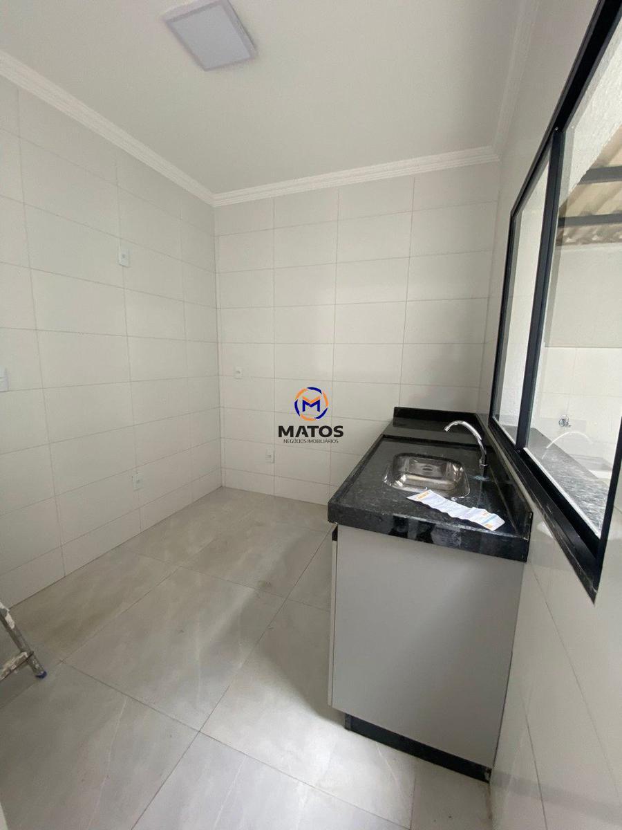 Casa, Adeodato, 3 Quartos, 2 Vagas, 1 Suíte