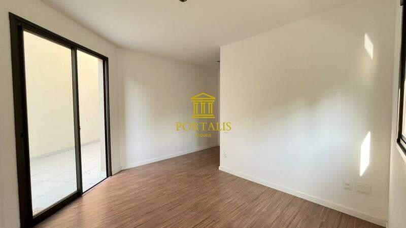 Apartamento, Serra, 2 Quartos, 2 Vagas, 1 Suíte