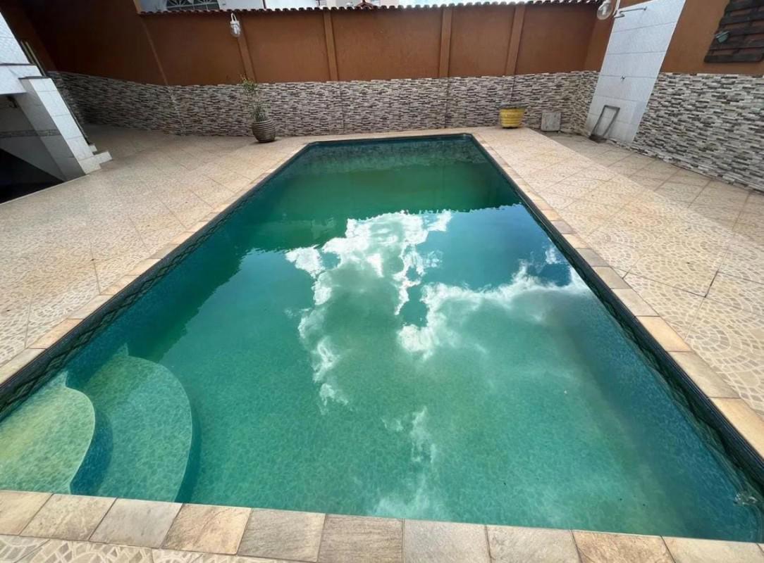 Casa, Fonte Grande, 4 Quartos, 5 Vagas, 1 Suíte